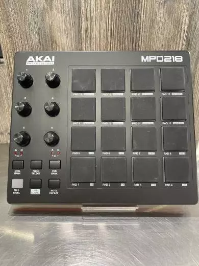 Akai - MPD218